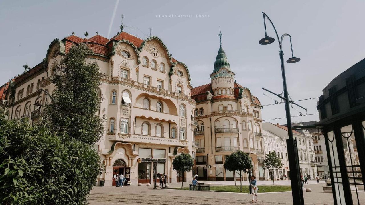 Bella Palace Орадеа Екстериор снимка