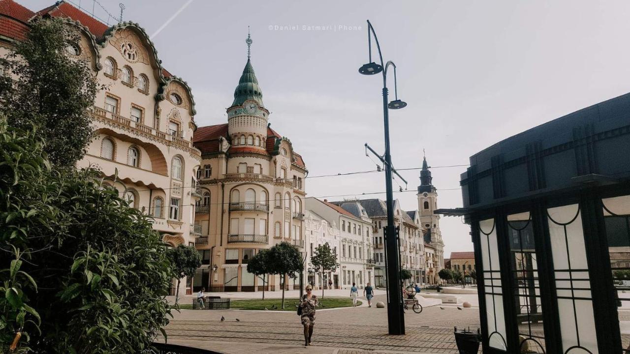 Bella Palace Орадеа Екстериор снимка